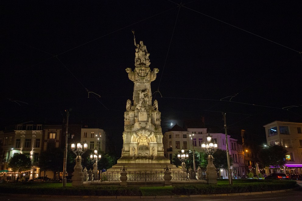 Marnixplein Antwerpen verlicht door Spectrum